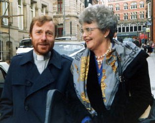 Leslie Morley and Gillian Deave